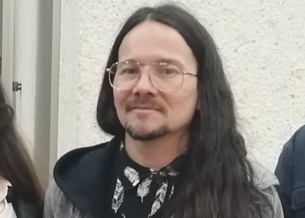 Imagen de apoyo de  Testimonio de Chucky García sobre el consumo de artículos de rock