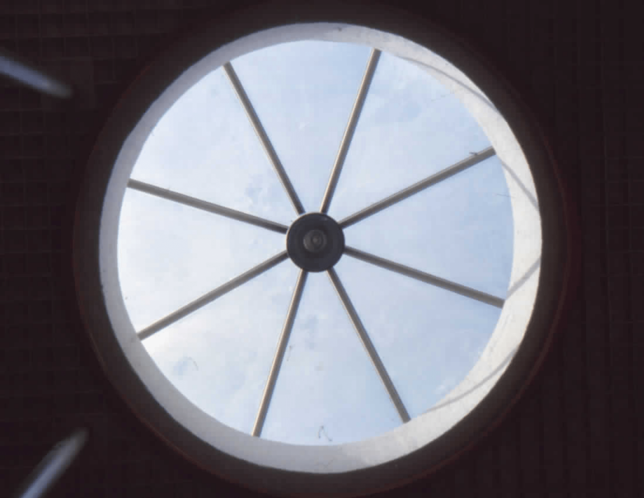 Imagen de apoyo de  Claraboya en la Biblioteca Pública Virgilio Barco