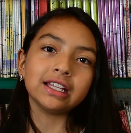 Imagen de apoyo de  Booktuber Abril Olmos, en la Biblioteca Pública El Tintal Manuel Zapata Olivella