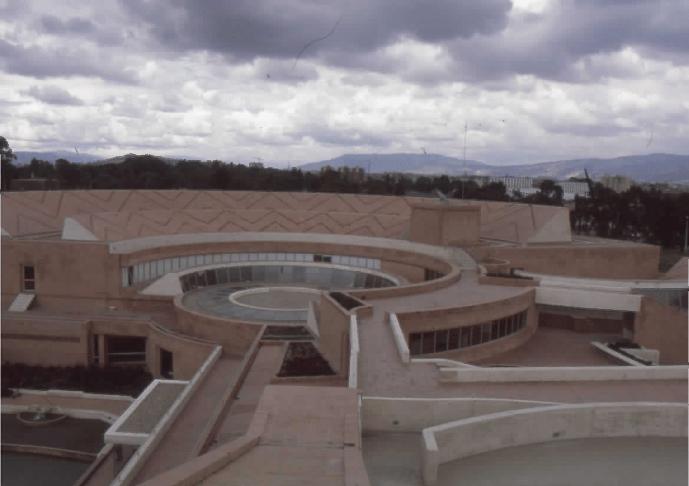 Imagen de apoyo de  Vista de las terrazas de la Biblioteca Pública Virgilio Barco