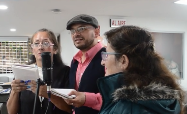 Imagen de apoyo de  Doblaje de comercial 5 : taller de radio en la Biblioteca Pública Carlos E. Restrepo