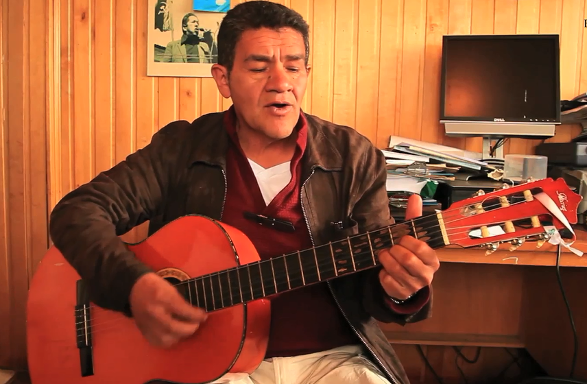 Imagen de apoyo de  Interpretación de la canción "Aguacero", de Alfredo Díaz