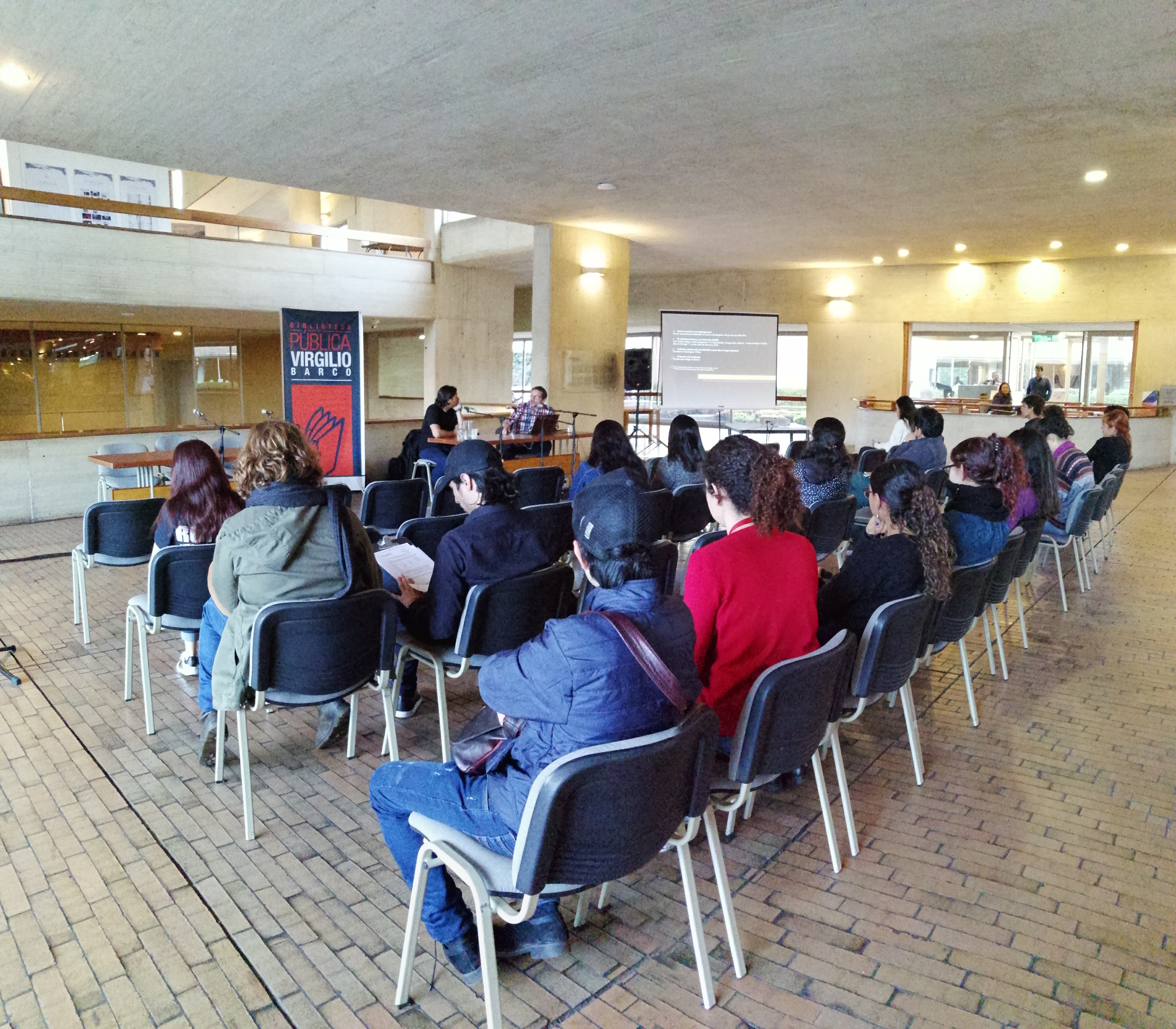 Imagen de apoyo de  Conferencia "Revistas musicales y rock en Colombia durante la decada de 1990", realizada por Ricardo Durán en la Biblioteca Pública Virgilio Barco el 3 de julio de 2019