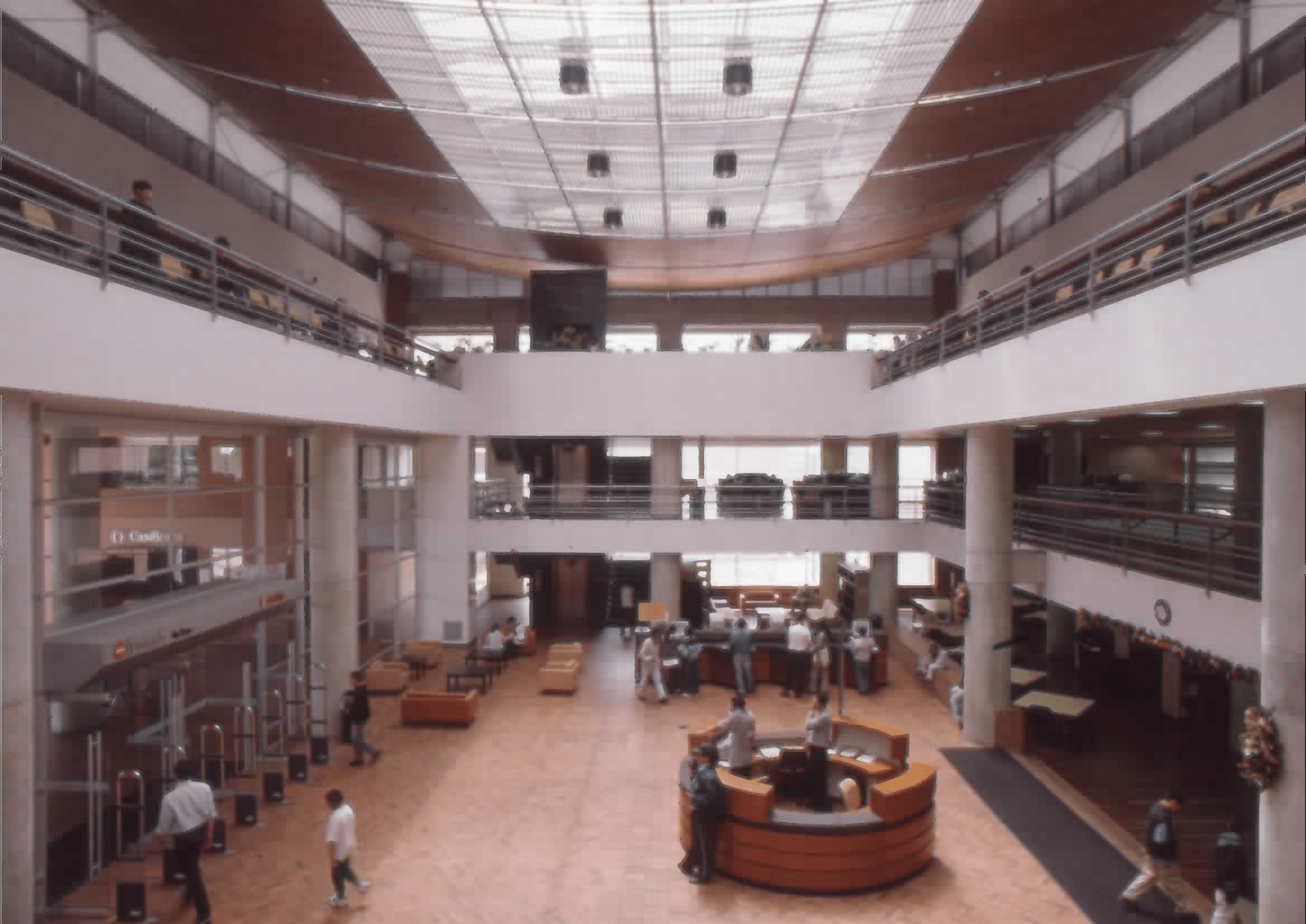 Imagen de apoyo de  Interior de la Biblioteca Pública El Tunal Gabriel García Márquez. Fotografía 3