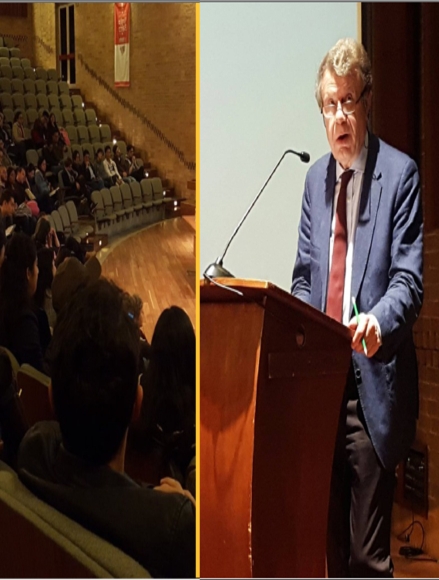 Imagen de apoyo de  Roger Chartier en BibloRed: una conversación sobre la cultura escrita