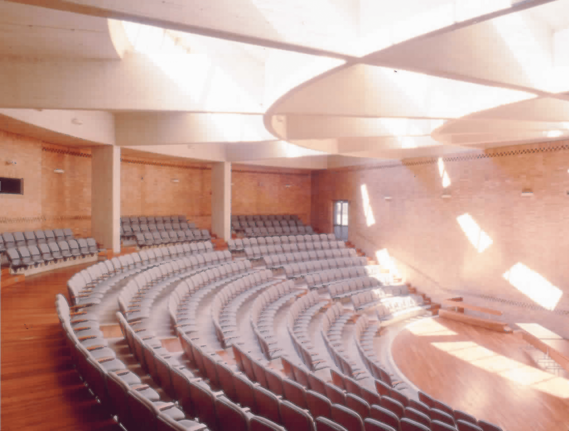 Imagen de apoyo de  Auditorio de la Biblioteca Pública Virgilio Barco. Fotografía 3